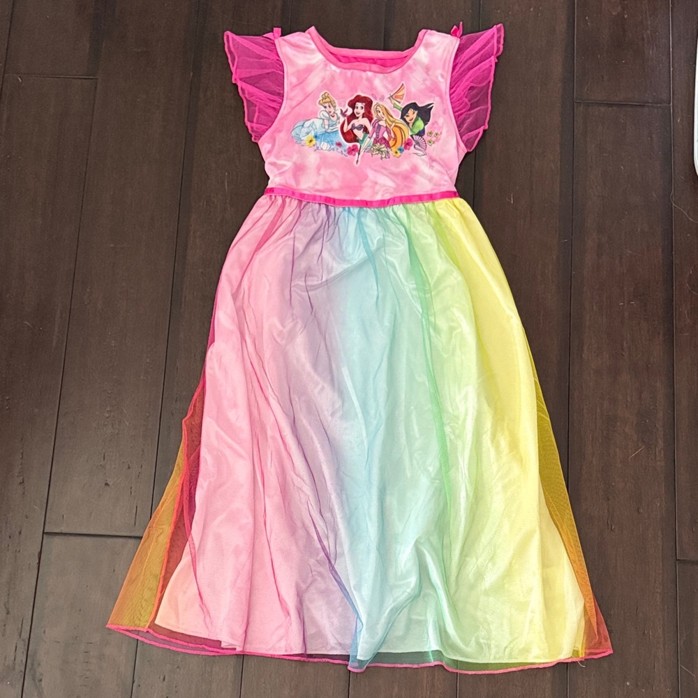 EUC Disney Princess nightgown dress size 8